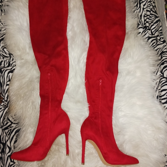 Liliana Gisele 7 Red thigh high boots - Picture 9 of 14